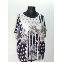 Bluzka w stylu OVERSIZE ze wzorem - pudrowe ogrodowe róże